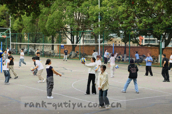 乌鲁木齐市天山区中山路区域地图轮廓与位置示意